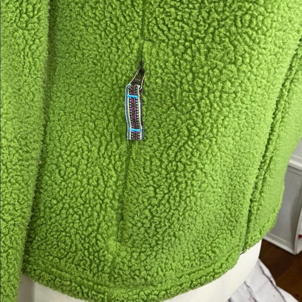 LL BEAN: Fleece Jacket - Picture 4 of 8